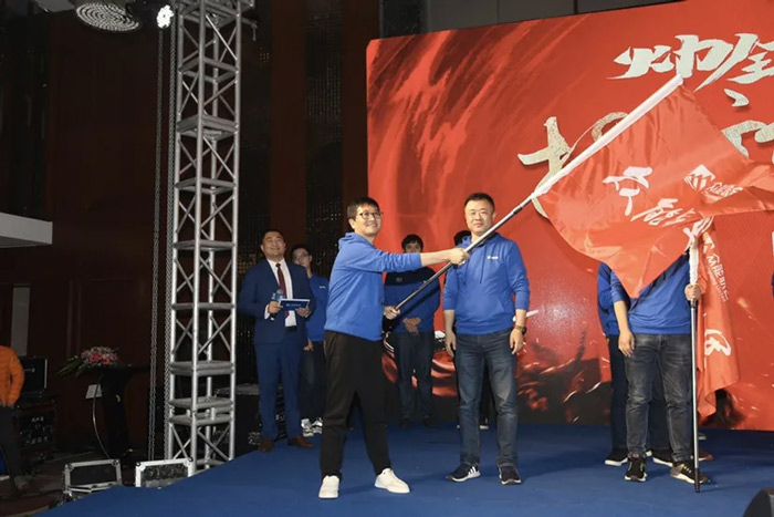华体会开户-华体会（中国）
“火力全开·赢战2021”业务启动大会在南京隆重召开-6.jpg